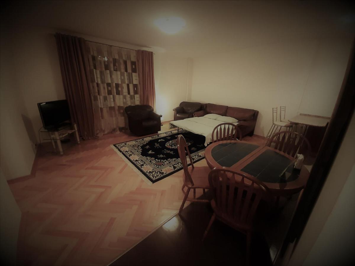 Apartment On Myasnikova 34 Minsk Eksteriør bilde