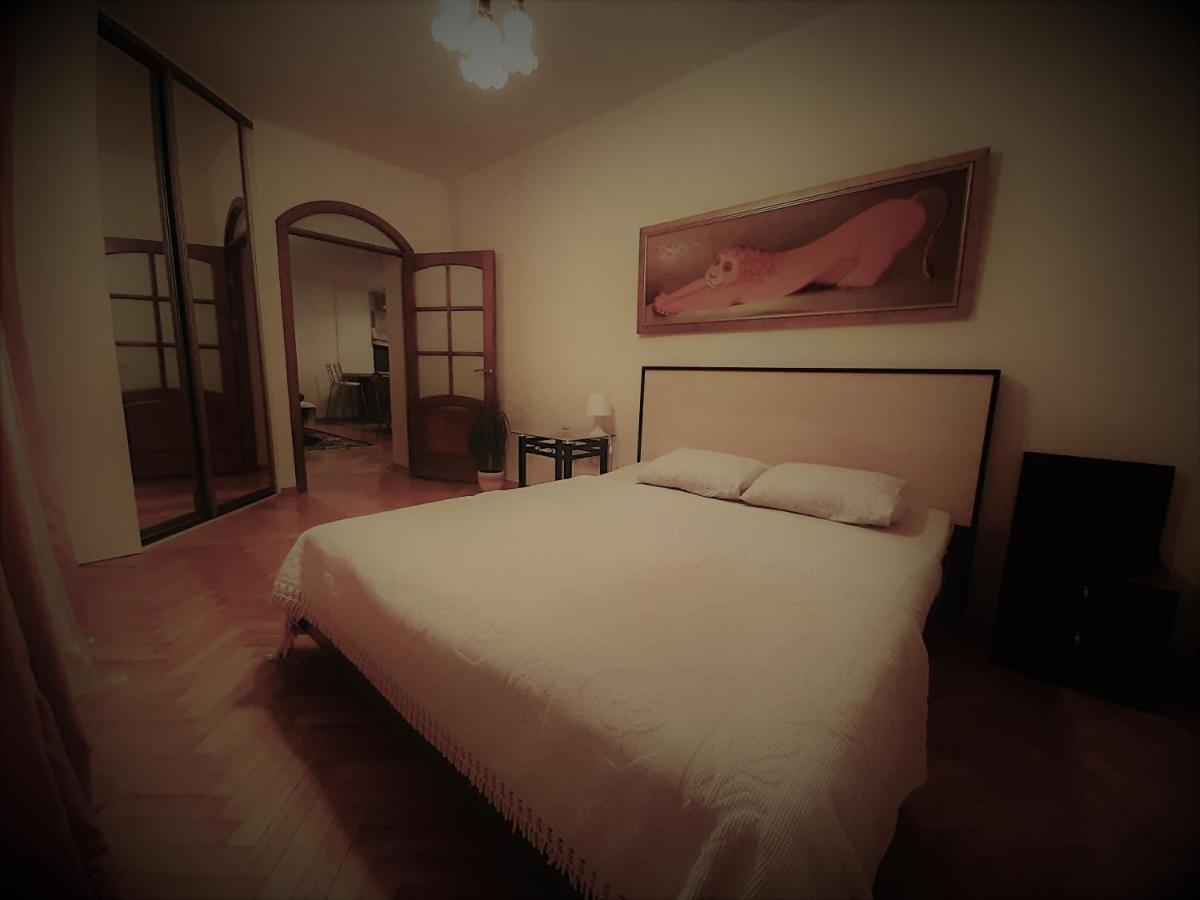 Apartment On Myasnikova 34 Minsk Eksteriør bilde