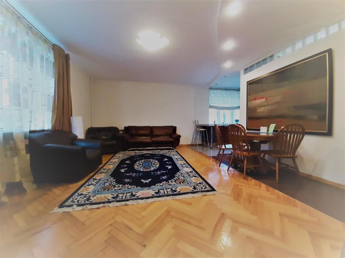 Apartment On Myasnikova 34 Minsk Eksteriør bilde