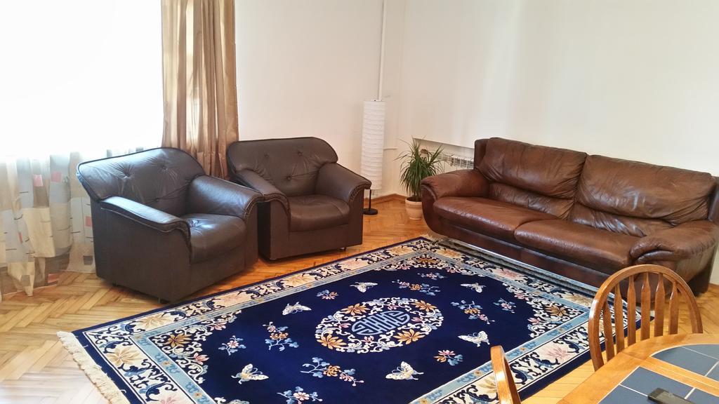 Apartment On Myasnikova 34 Minsk Eksteriør bilde