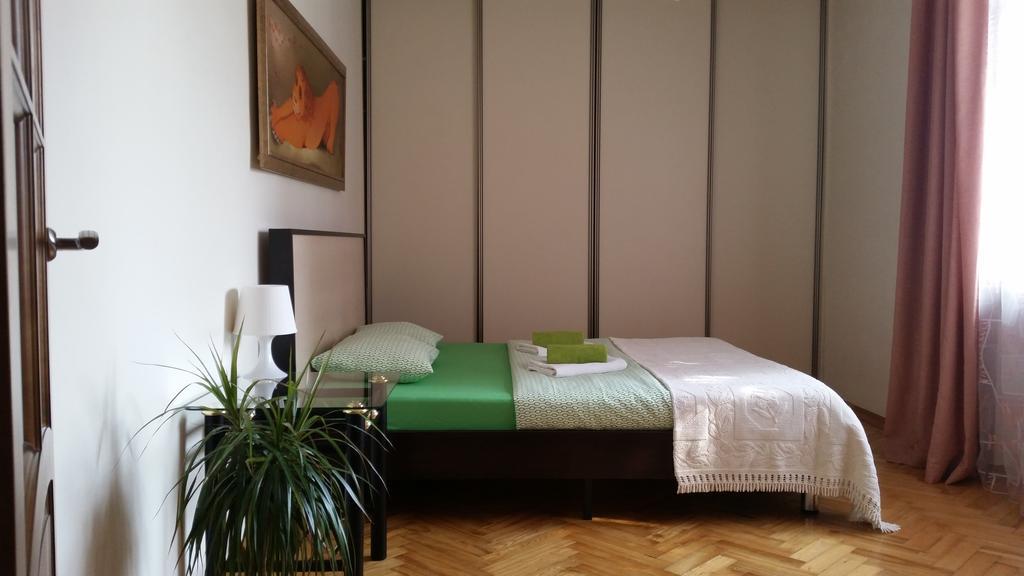 Apartment On Myasnikova 34 Minsk Eksteriør bilde